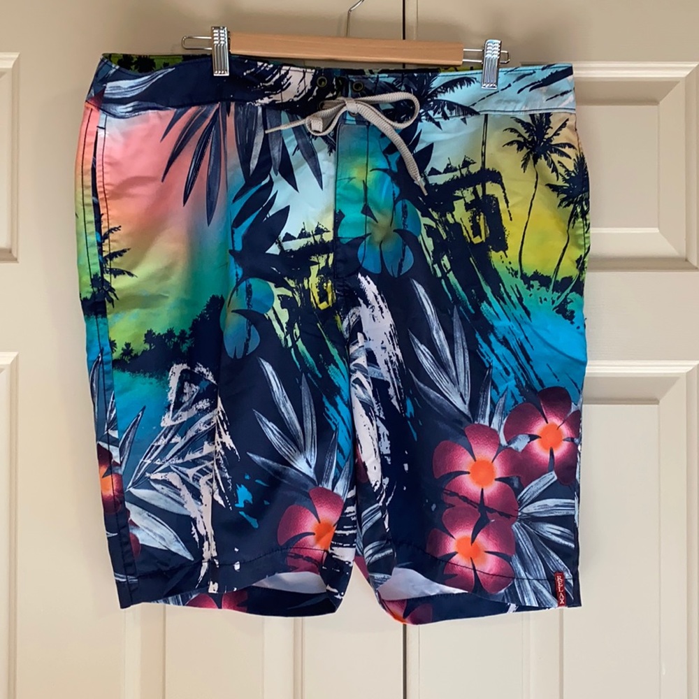 Tommy Bahama men’s board shorts